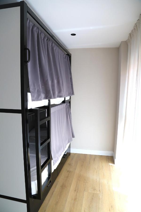 Uri Hostel Bilbao Rooms Exterior foto